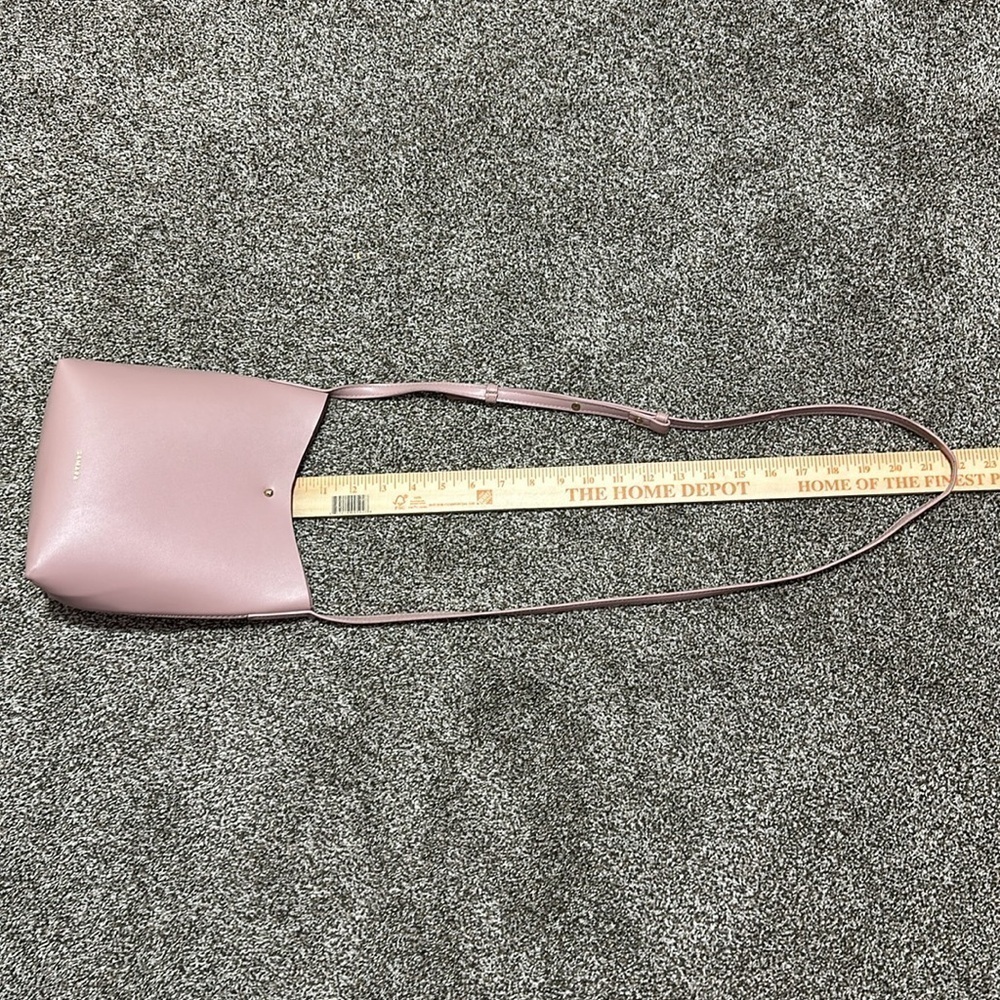 Samara Anthropologie vegan leather pink crossbody bucket small purse gold accent - Picture 9 of 11